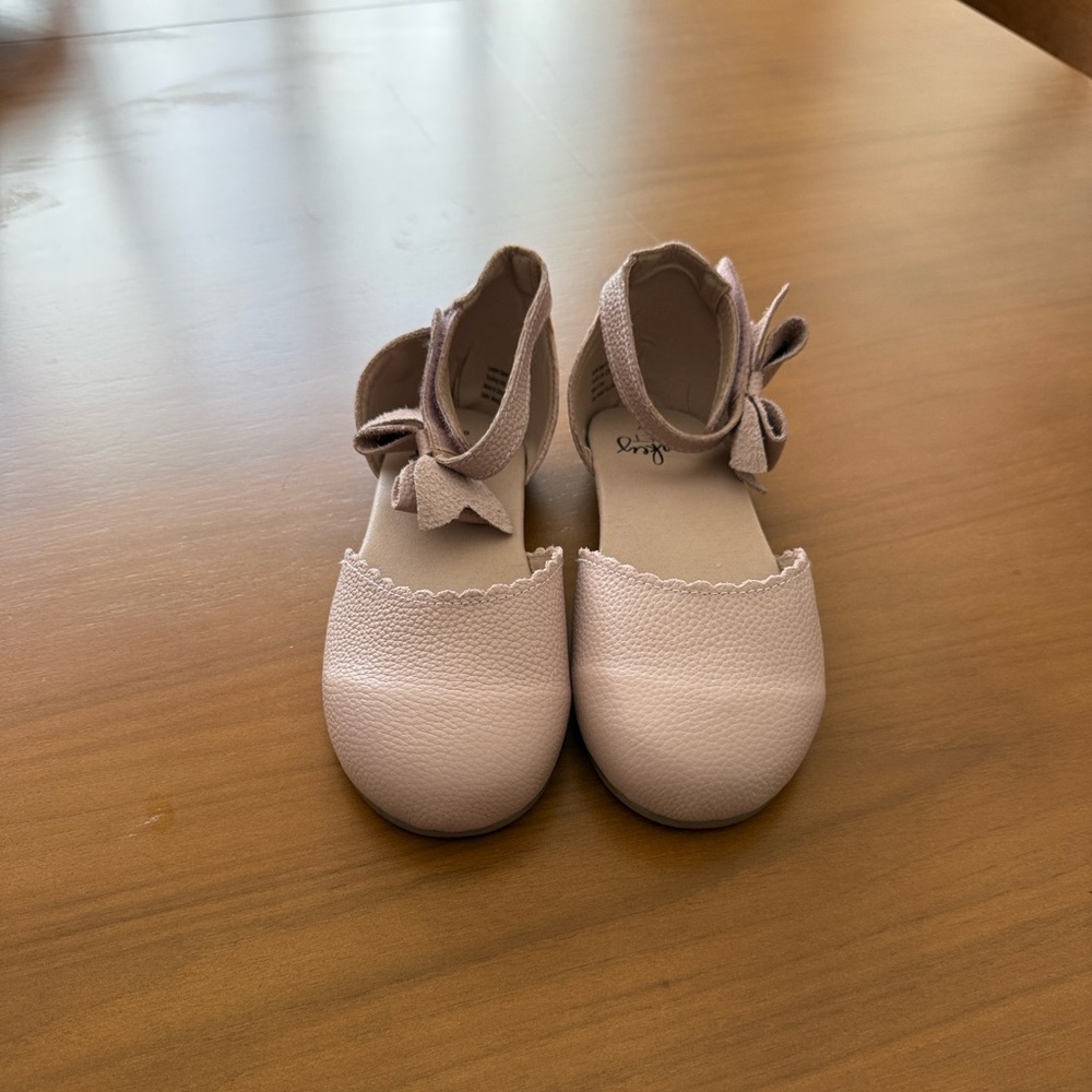 Monkey Feet Pink Kids Shoes 6-7 Y‎